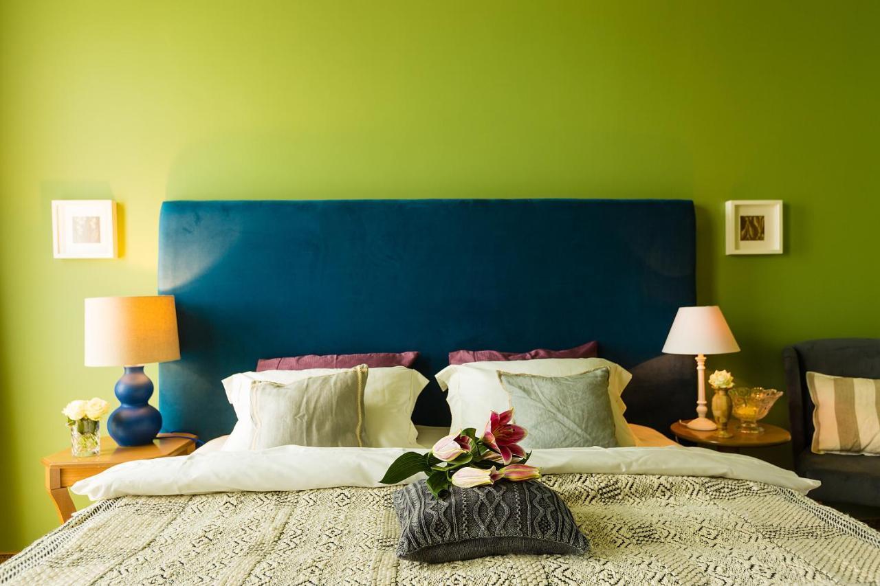 Country Spa Retreat Sznagov Kültér fotó A bedroom