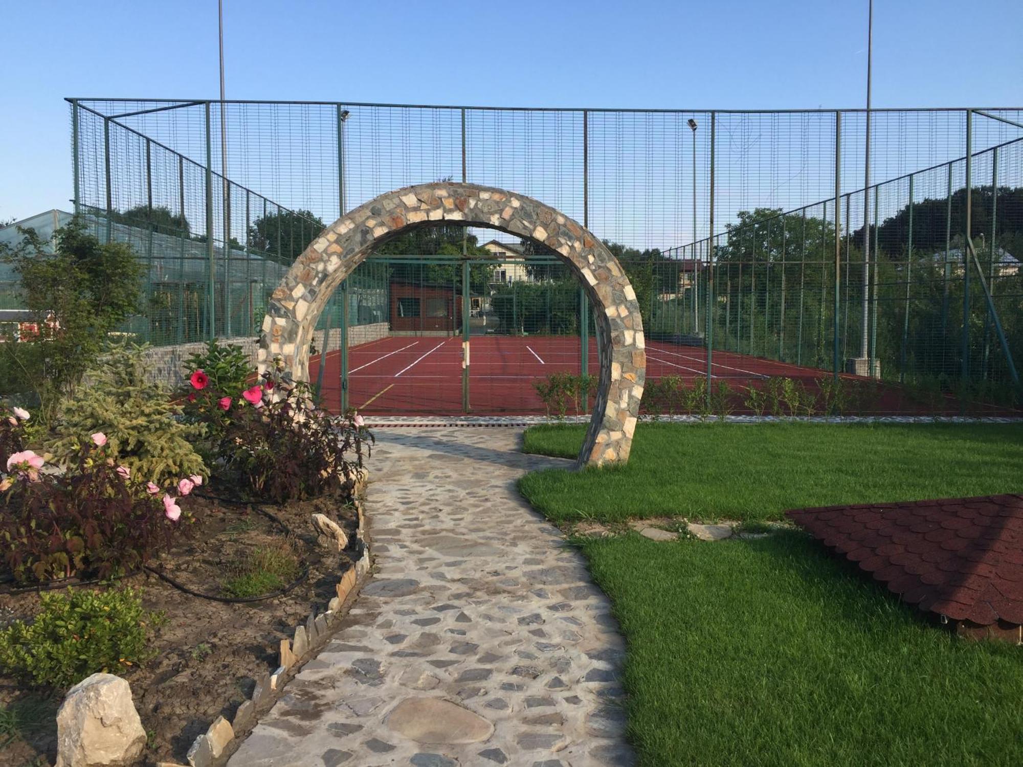 Country Spa Retreat Sznagov Kültér fotó Tennis Club